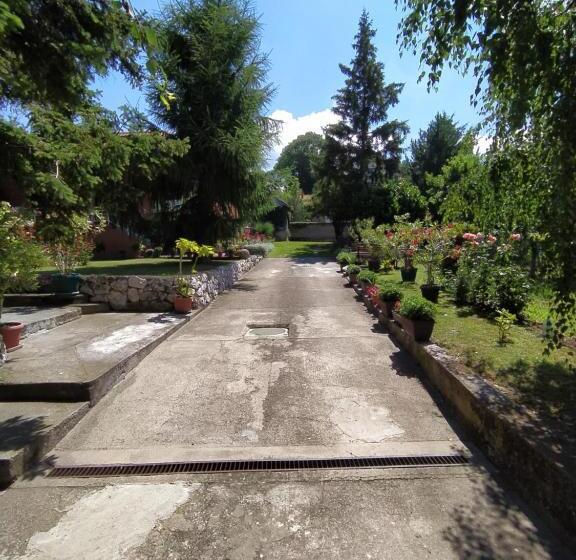 پانسیون Prenoćište Aleksandar