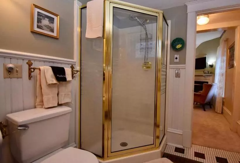 The Scofield House B&b