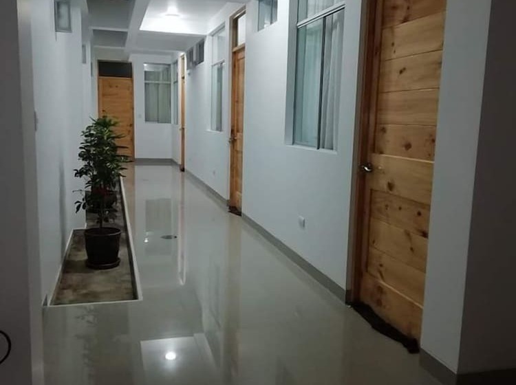 ユースホステル White Sand   Paracas