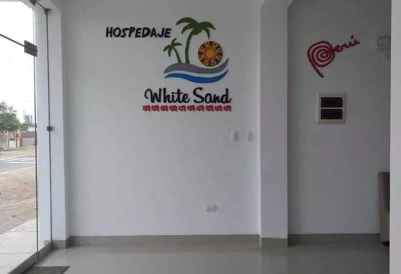 ユースホステル White Sand   Paracas