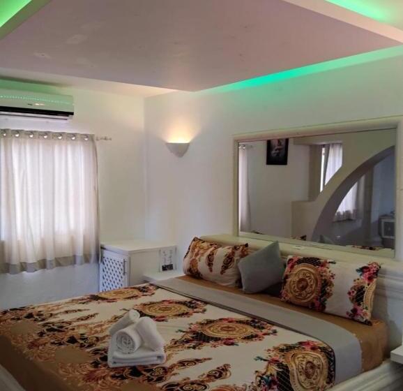 Aparthotel Castillo Real