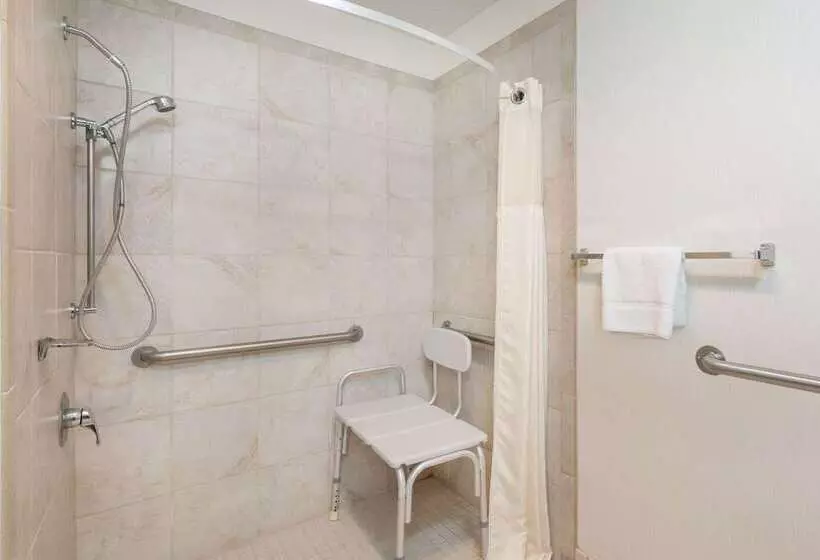 酒店 Baymont By Wyndham Hot Springs