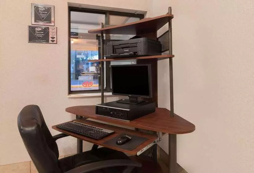 酒店 Baymont By Wyndham Hot Springs