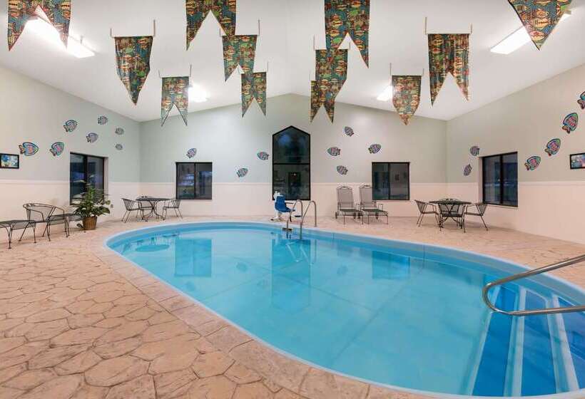 فندق Baymont By Wyndham Hot Springs