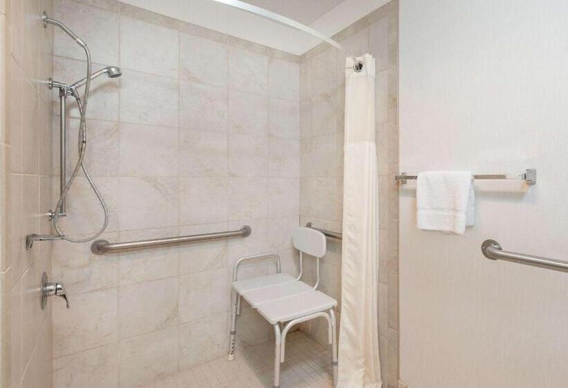 فندق Baymont By Wyndham Hot Springs