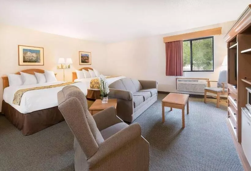 酒店 Baymont By Wyndham Hot Springs