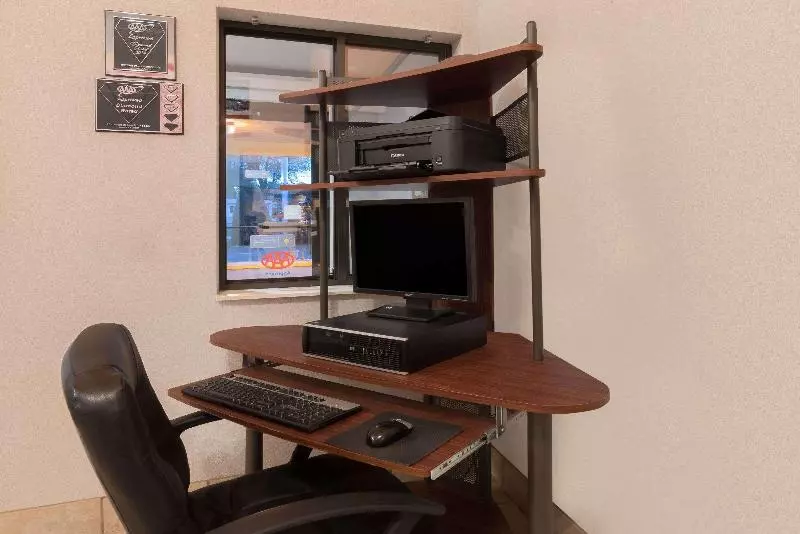 酒店 Baymont By Wyndham Hot Springs