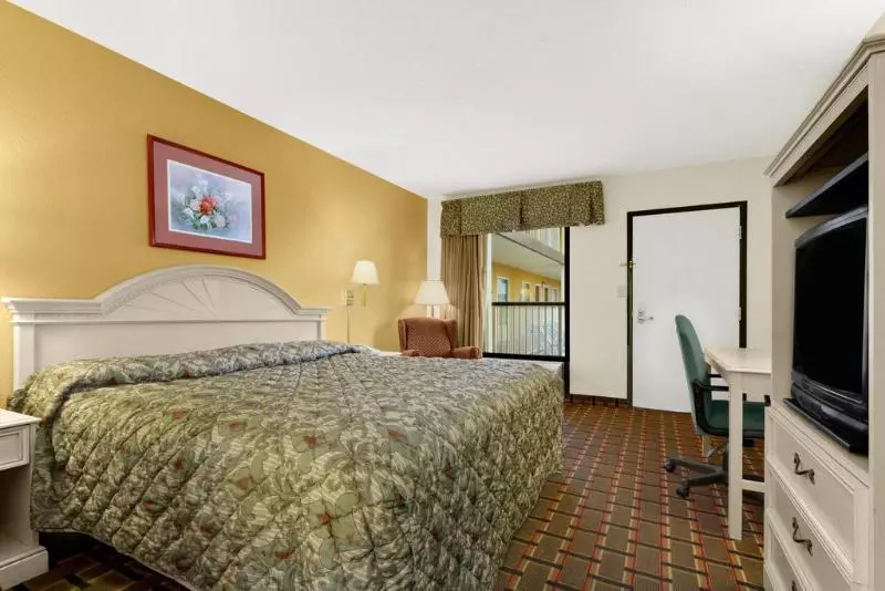 酒店 Baymont By Wyndham Santee