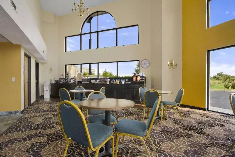 酒店 Baymont By Wyndham Santee