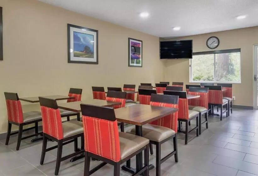 Отель Comfort Inn & Suites Bothell   Seattle North