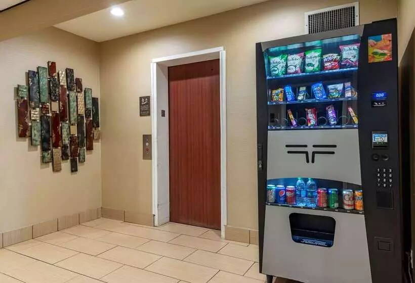 Hotelli Comfort Inn Opelika  Auburn