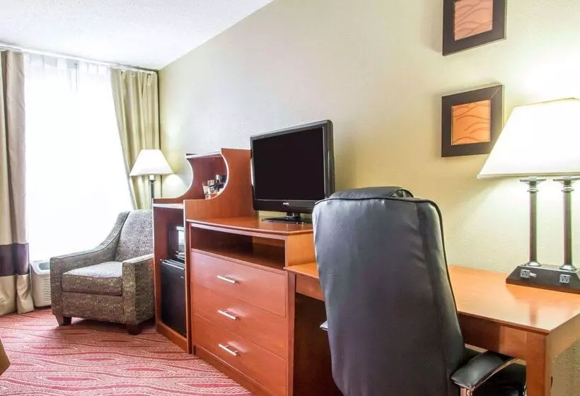 Отель Comfort Inn Poplar Bluff North