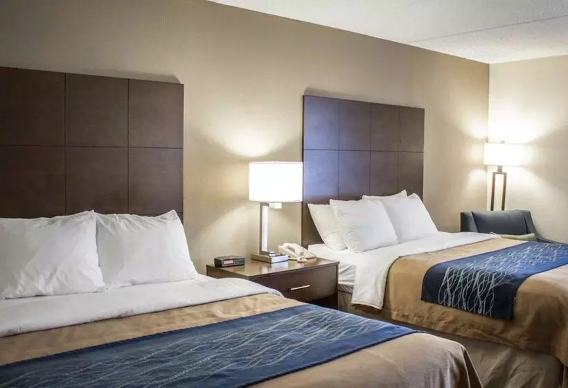 호텔 Comfort Inn & Suites Fuquay Varina