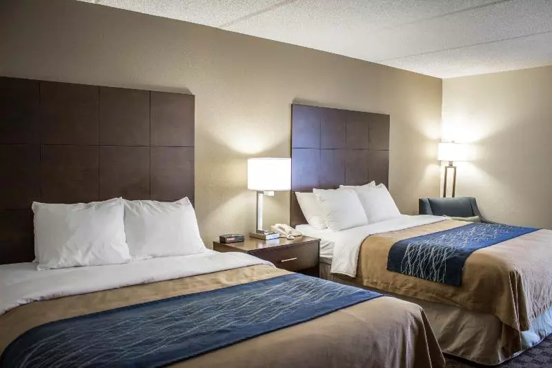 호텔 Comfort Inn & Suites Fuquay Varina