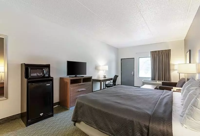 هتل Econo Lodge Vero Beach  Downtown