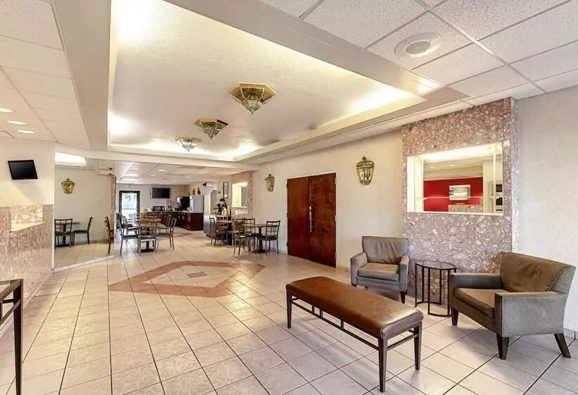 هتل Econo Lodge Vero Beach  Downtown