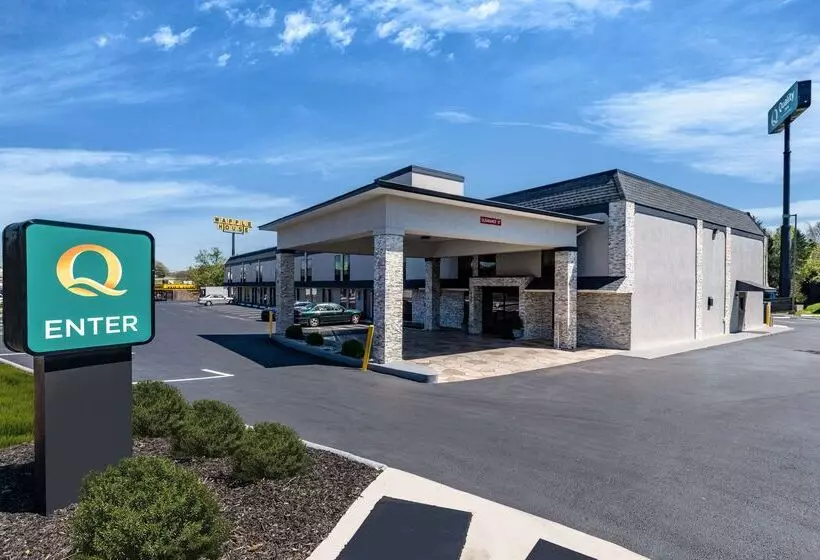 Отель Quality Inn