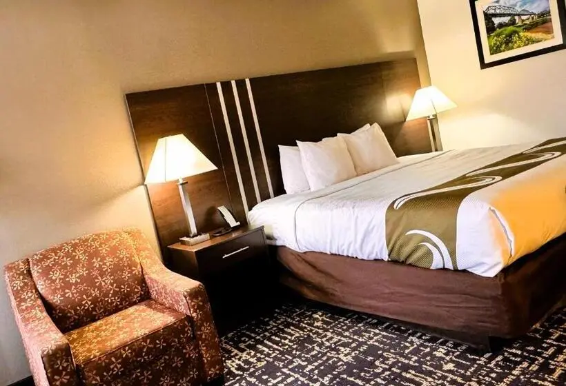 ホテル Quality Inn Cleveland North