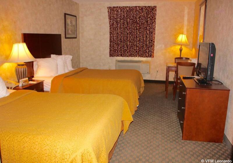 هتل Quality Inn Hays I70