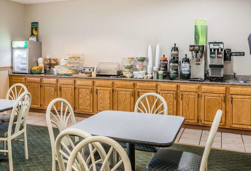 Szálloda Quality Inn I94 Near Wings Stadium