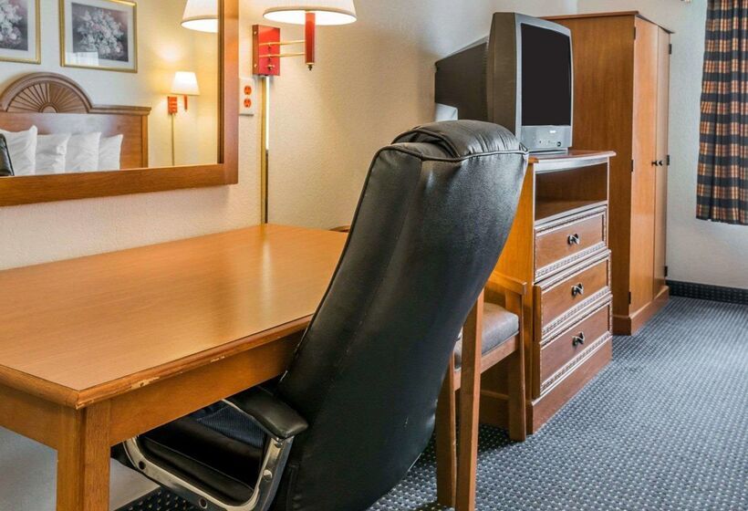 Szálloda Quality Inn I94 Near Wings Stadium