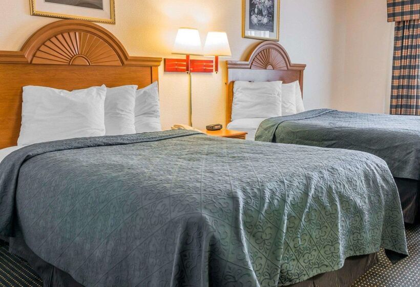 Szálloda Quality Inn I94 Near Wings Stadium