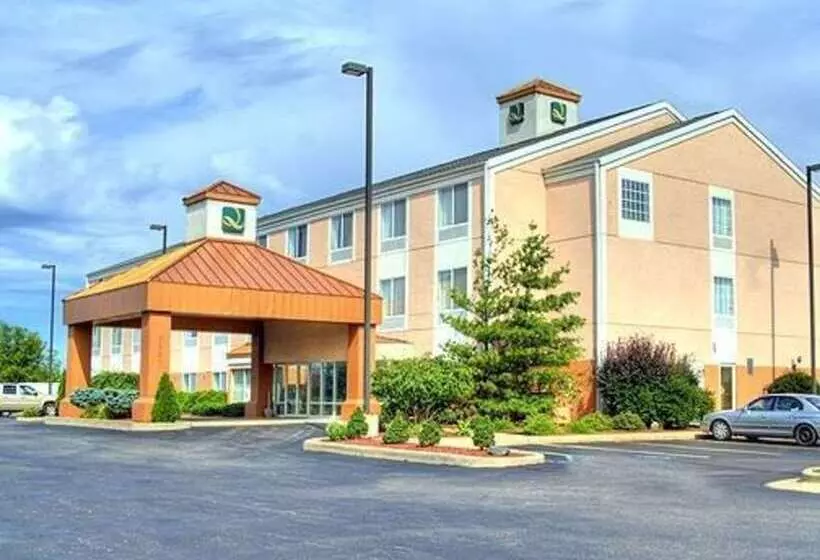 Отель Quality Inn I94 Near Wings Stadium