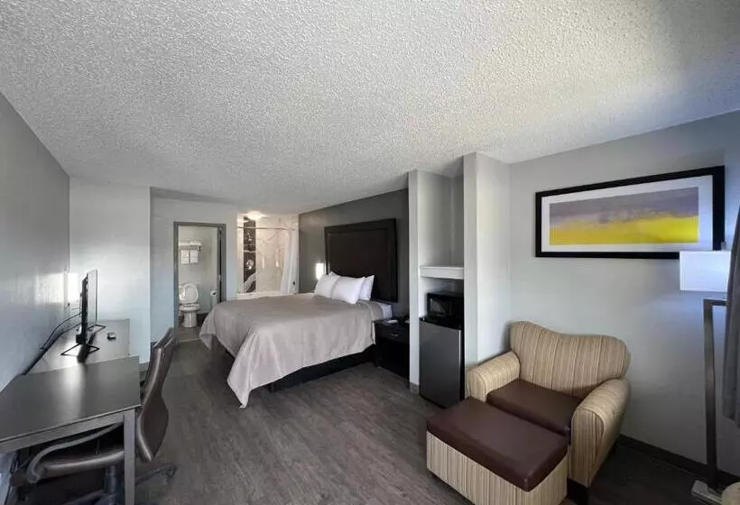 فندق Quality Inn