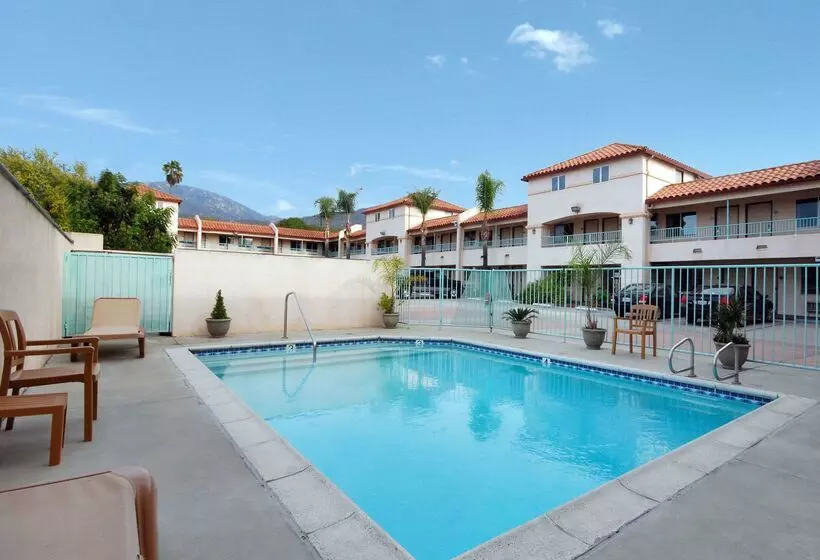 酒店 Quality Inn Near City Of Hope