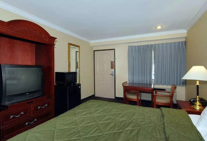 酒店 Quality Inn Near City Of Hope