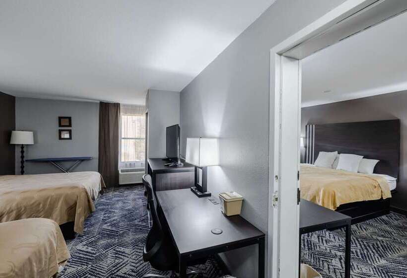 ホテル Quality Inn Olive Branch