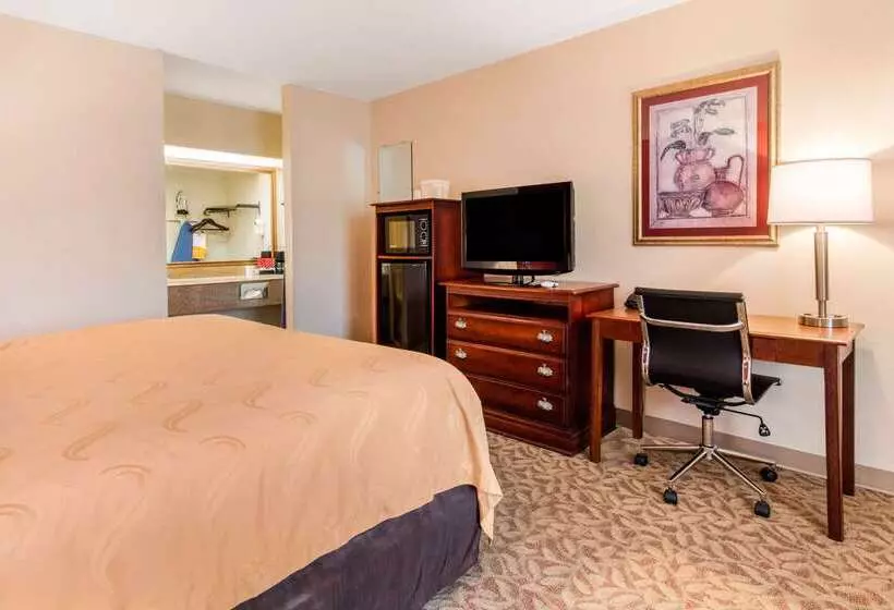 酒店 Quality Inn Pelham I65 Exit 246