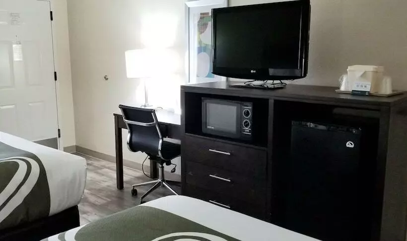 酒店 Quality Inn Pelham I65 Exit 246