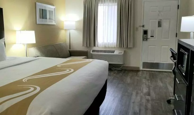 酒店 Quality Inn Pelham I65 Exit 246