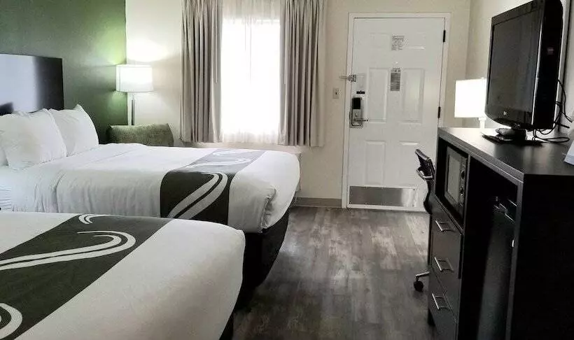 酒店 Quality Inn Pelham I65 Exit 246