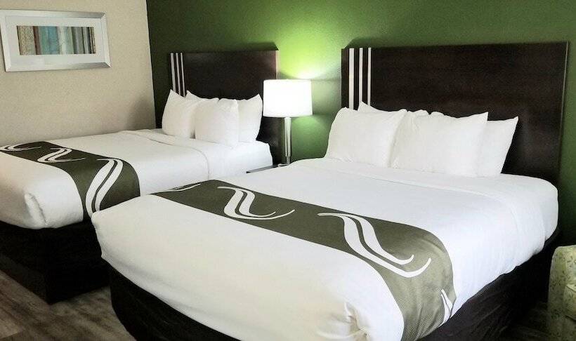 בית מלון כפרי Quality Inn Pelham I65 Exit 246
