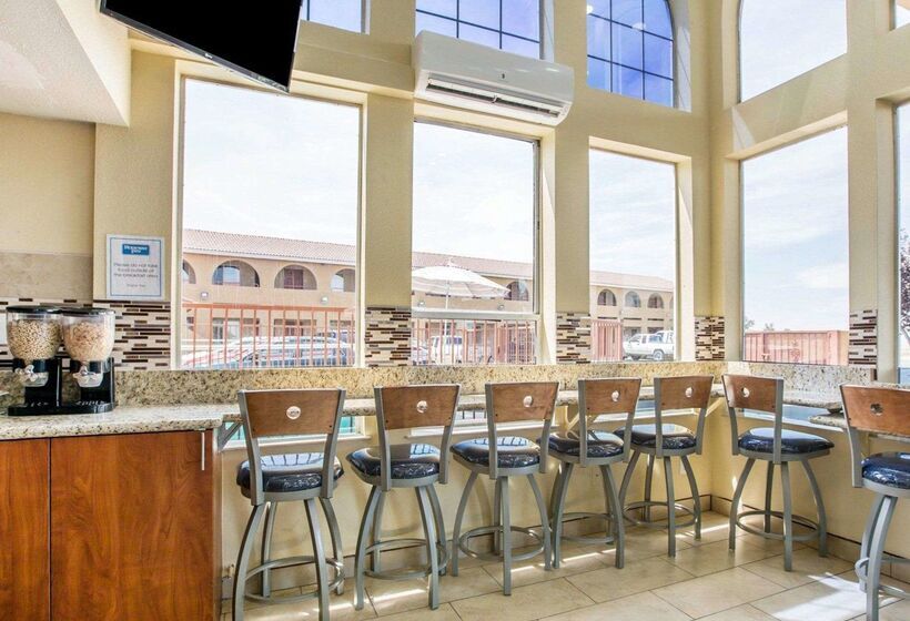 酒店 Rodeway Inn Delano