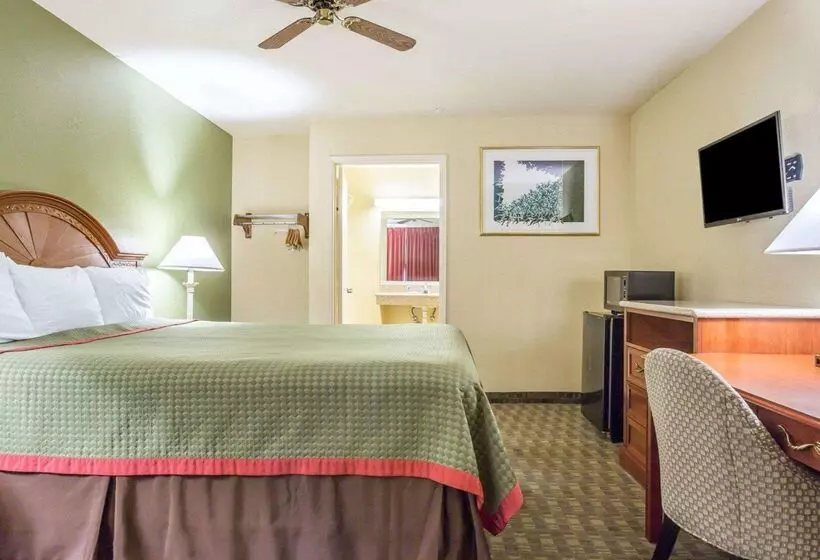 ホテル Rodeway Inn Delano