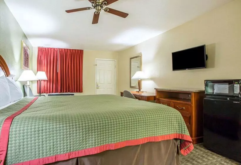 ホテル Rodeway Inn Delano