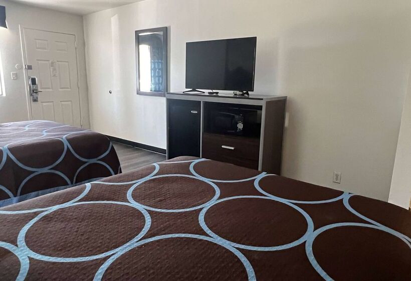 בית מלון כפרי Super 8 By Wyndham Slidell