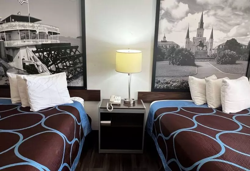 Hotelli Super 8 By Wyndham Slidell