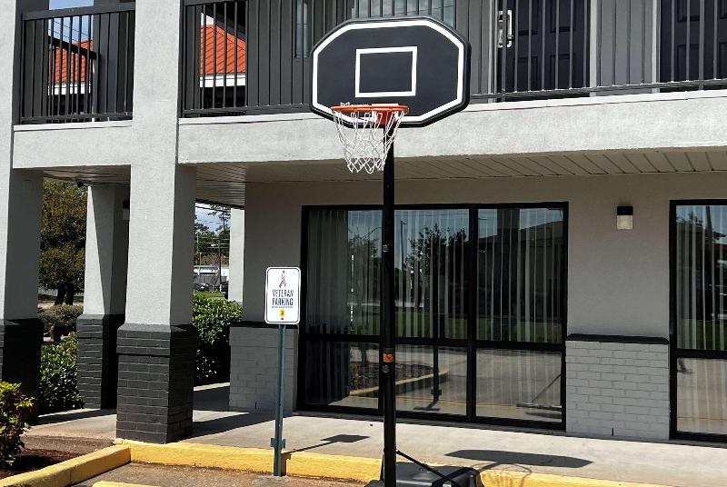 בית מלון כפרי Super 8 By Wyndham Slidell