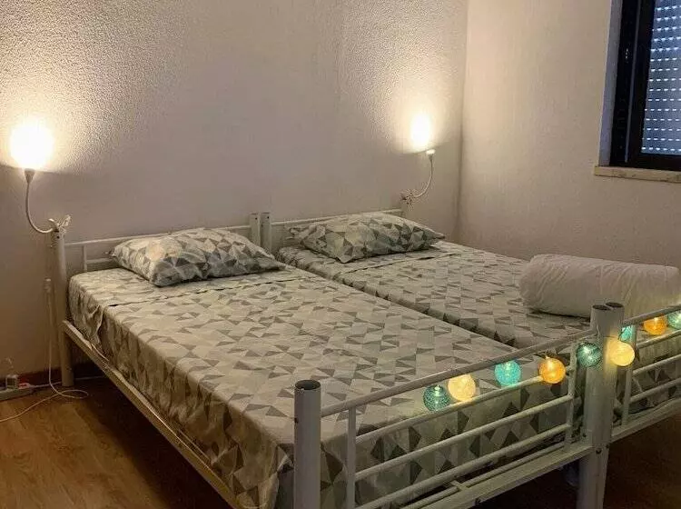 ユースホステル Sublime Sun & Van By Meco Stays