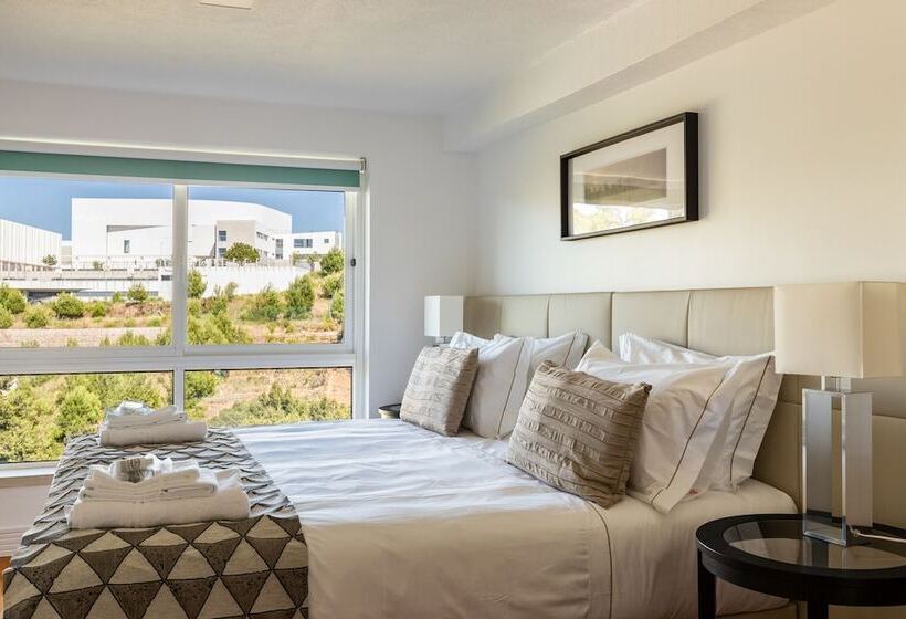 هتل Estoril Budget & Spa