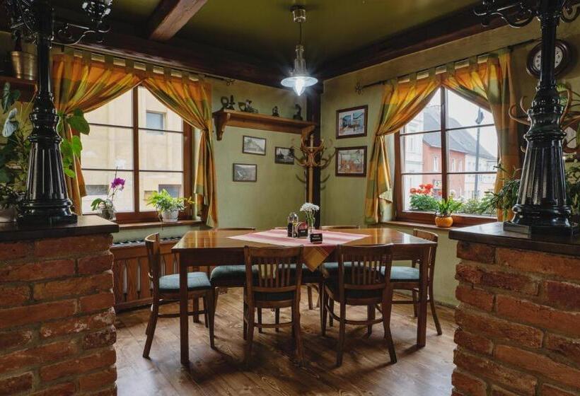 בית מלון כפרי Taverna