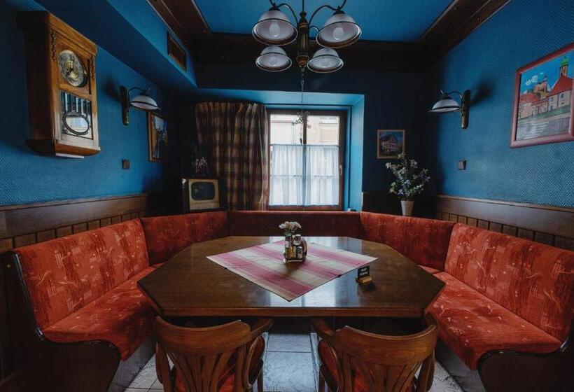 בית מלון כפרי Taverna