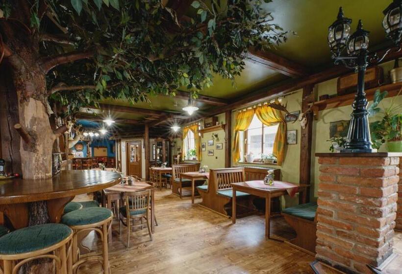 בית מלון כפרי Taverna