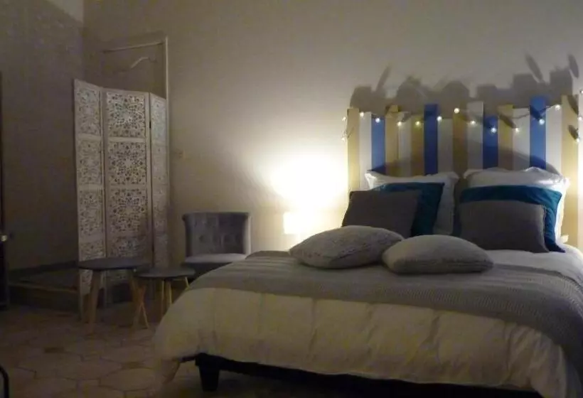 Aamiaismajoitus (B&B) Le Mas De La Diligence