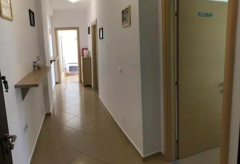 ペンション Keli Guest House& Rafting Adventures