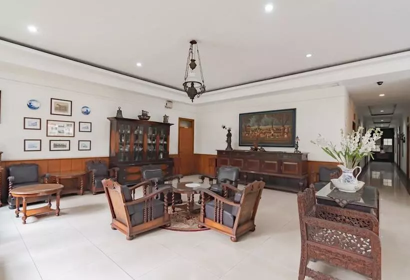 ペンション Reddoorz Near Institut Teknologi Bandung 2